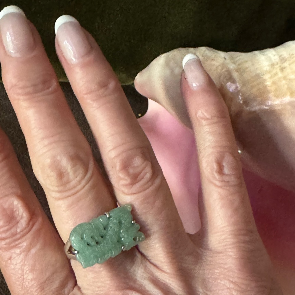 Elegant Vintage Sterling Silver and Jade Dragon Stone Ring Size 8 - Picture 8 of 8